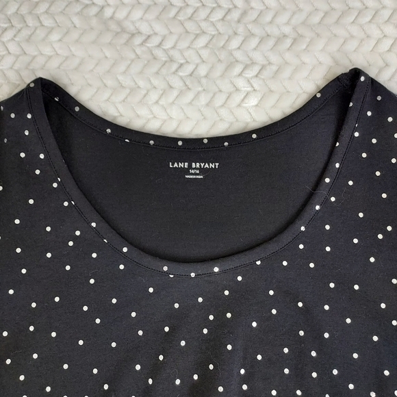 Lane Bryant Polka Dot Scoop Neck 3/4 Sleeve Relaxed fit Curved Size 14/16 Top - Picture 3 of 10